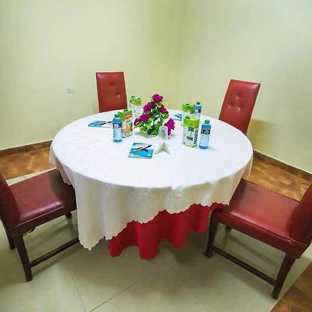 Airport View Plaza Hotel Nairobi Exterior foto